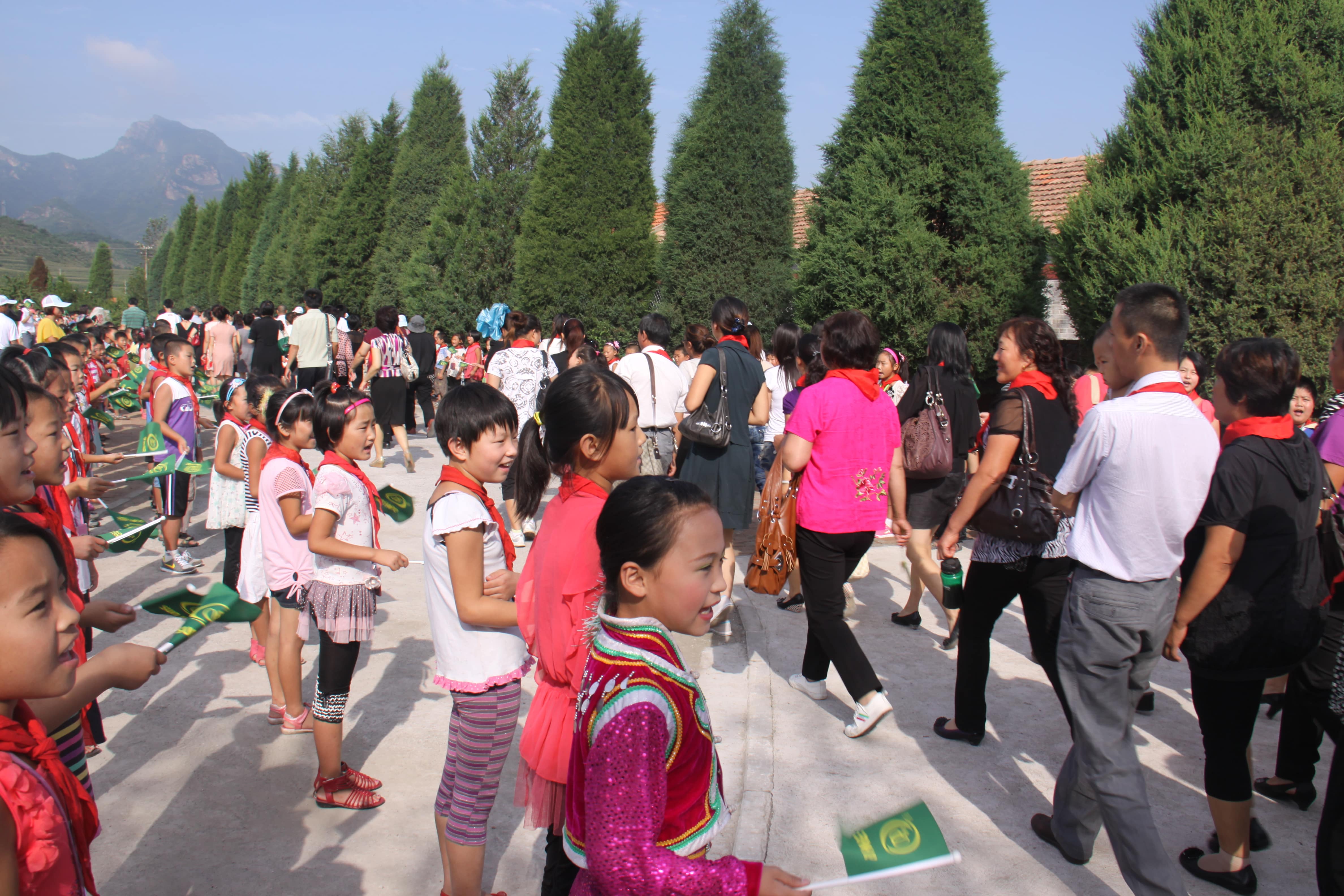 第17所 承德市乌龙矶开云手机在线官网牛艳玲小学 第17所 承德市乌龙矶开云手机在线官网牛艳玲小学