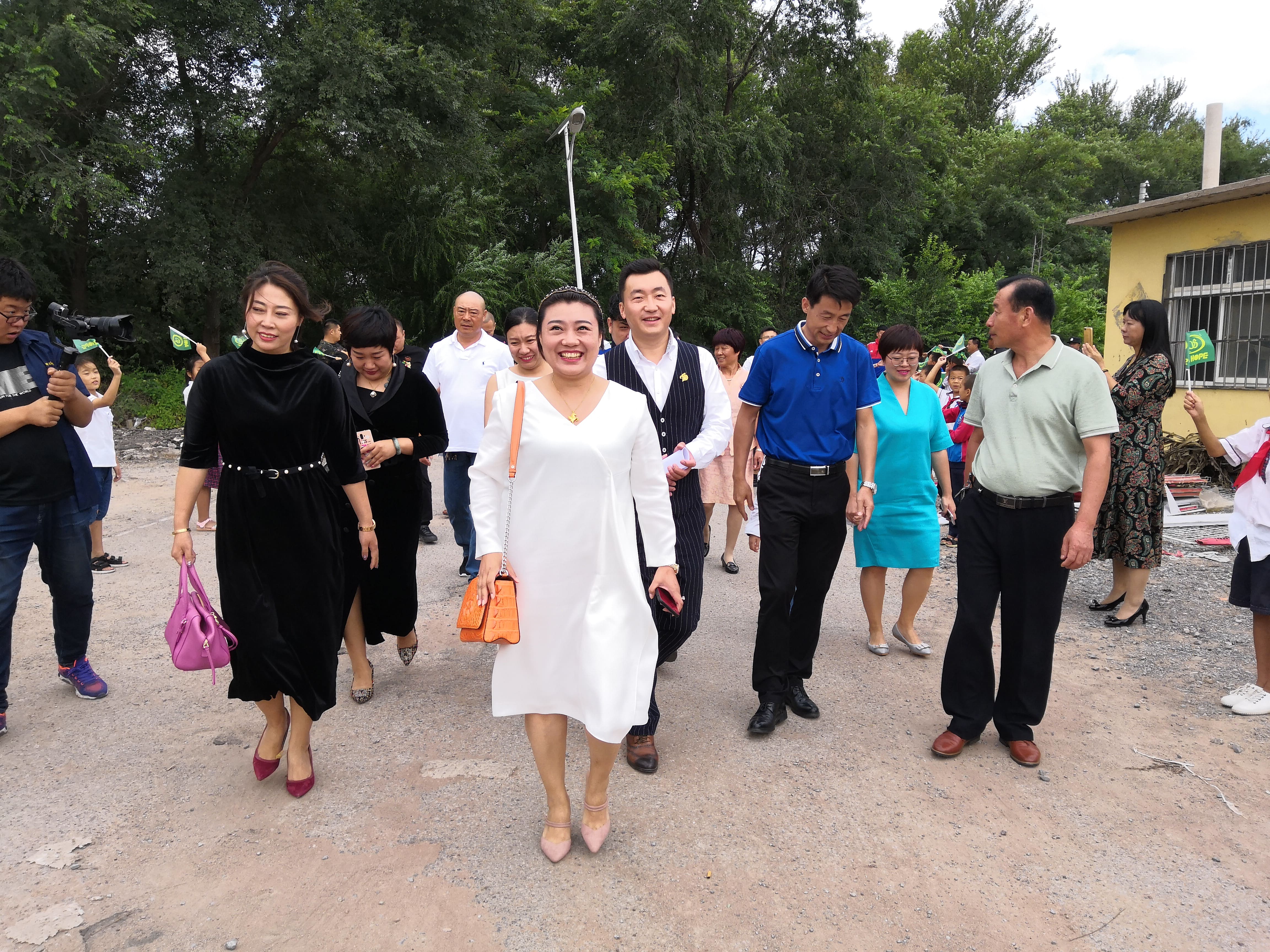 第160所 瓦房店市西杨乡开云手机在线官网李佳燚小学