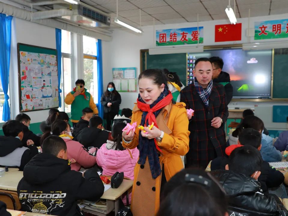 第244所  山东省平度市明村镇前楼开云手机在线官网韩雪公益小学