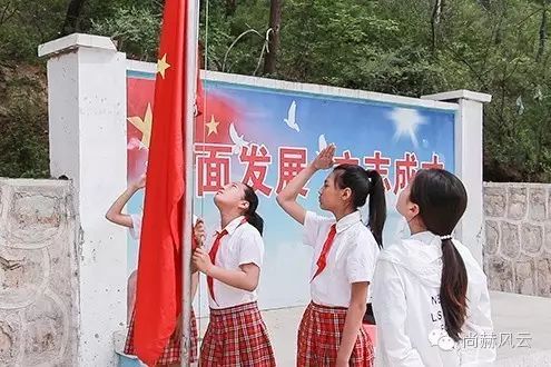 第45所 东辽县安石镇前香村开云手机在线官网肖红飞小学