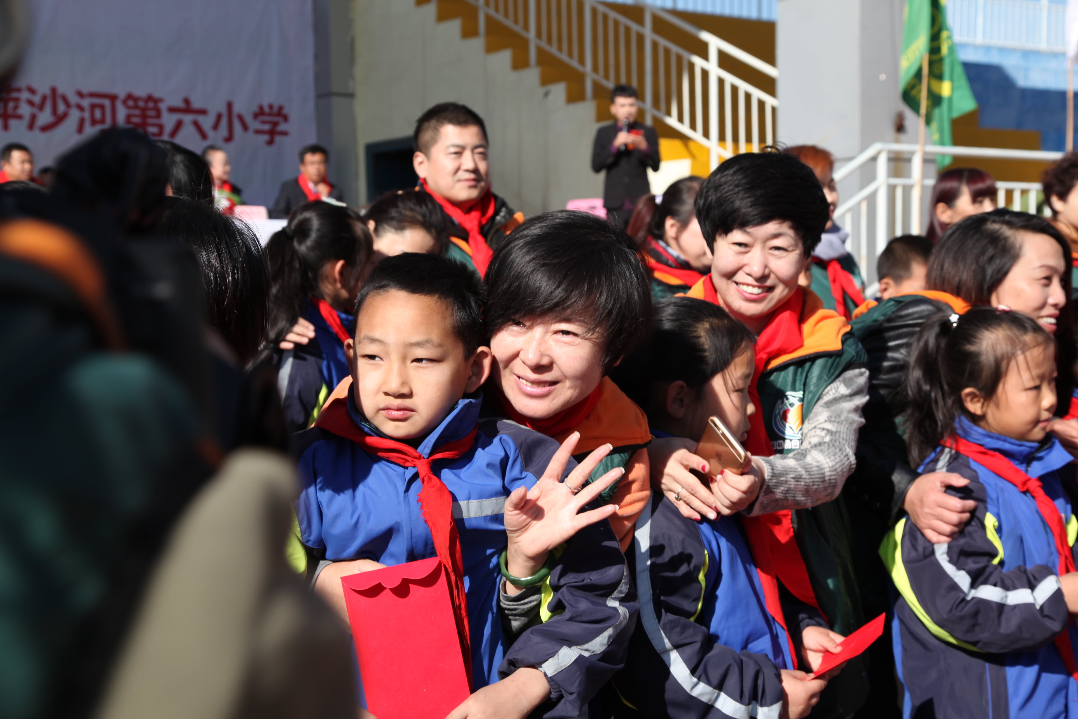 第33所 包头市九原区开云手机在线官网董丽萍沙河第六小学