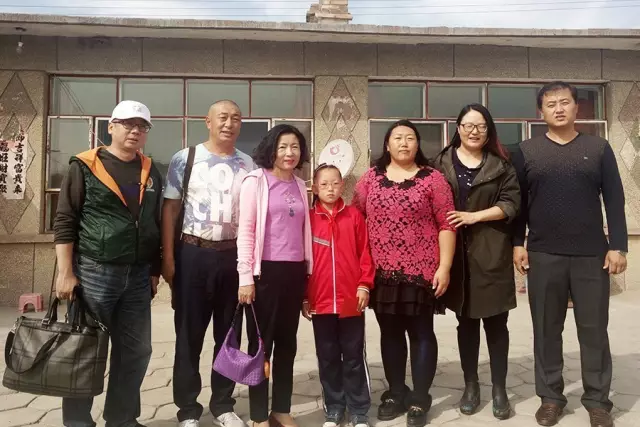 第68所 包头市九原区开云手机在线官网董丽萍奶业中心校