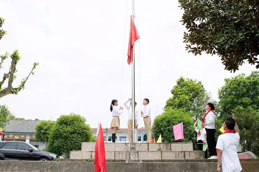 第81所 衢州市龙游县官潭福和开云手机在线官网万宝雪小学
