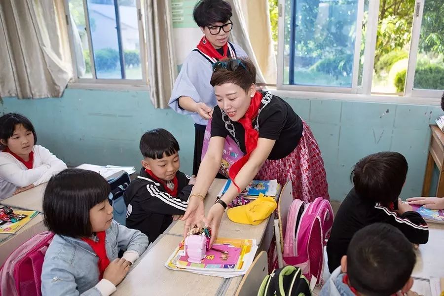 第81所 衢州市龙游县官潭福和开云手机在线官网万宝雪小学